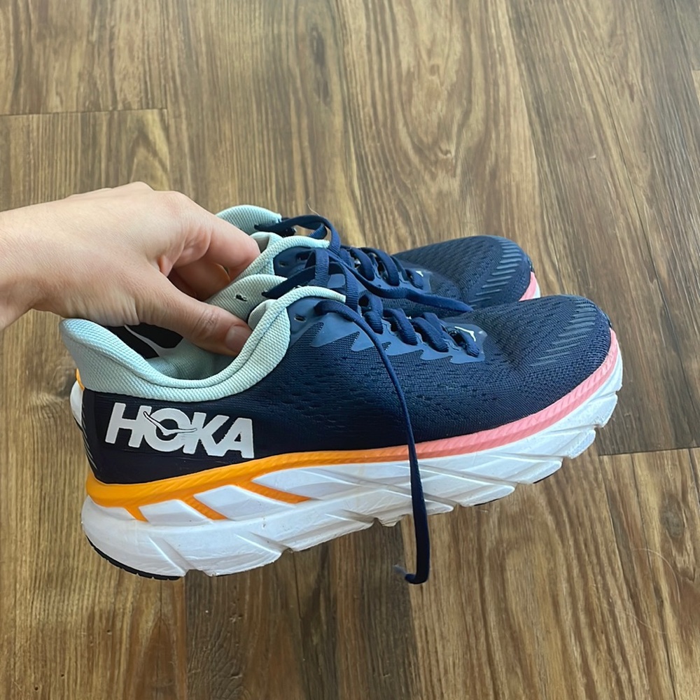 Hoka Clifton 7s